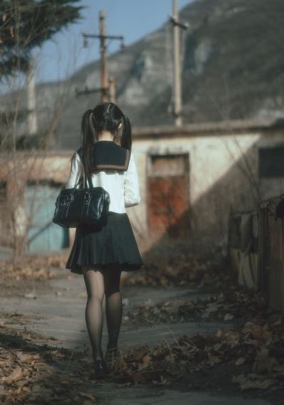 国产乱人伦精品_HD韩国电影在线观看