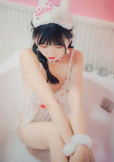 日韩欧美一区二区三区黑寡妇_1080在线手机播放