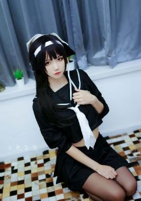 扒开美女内裤又摸又亲_超清免费观看超清
